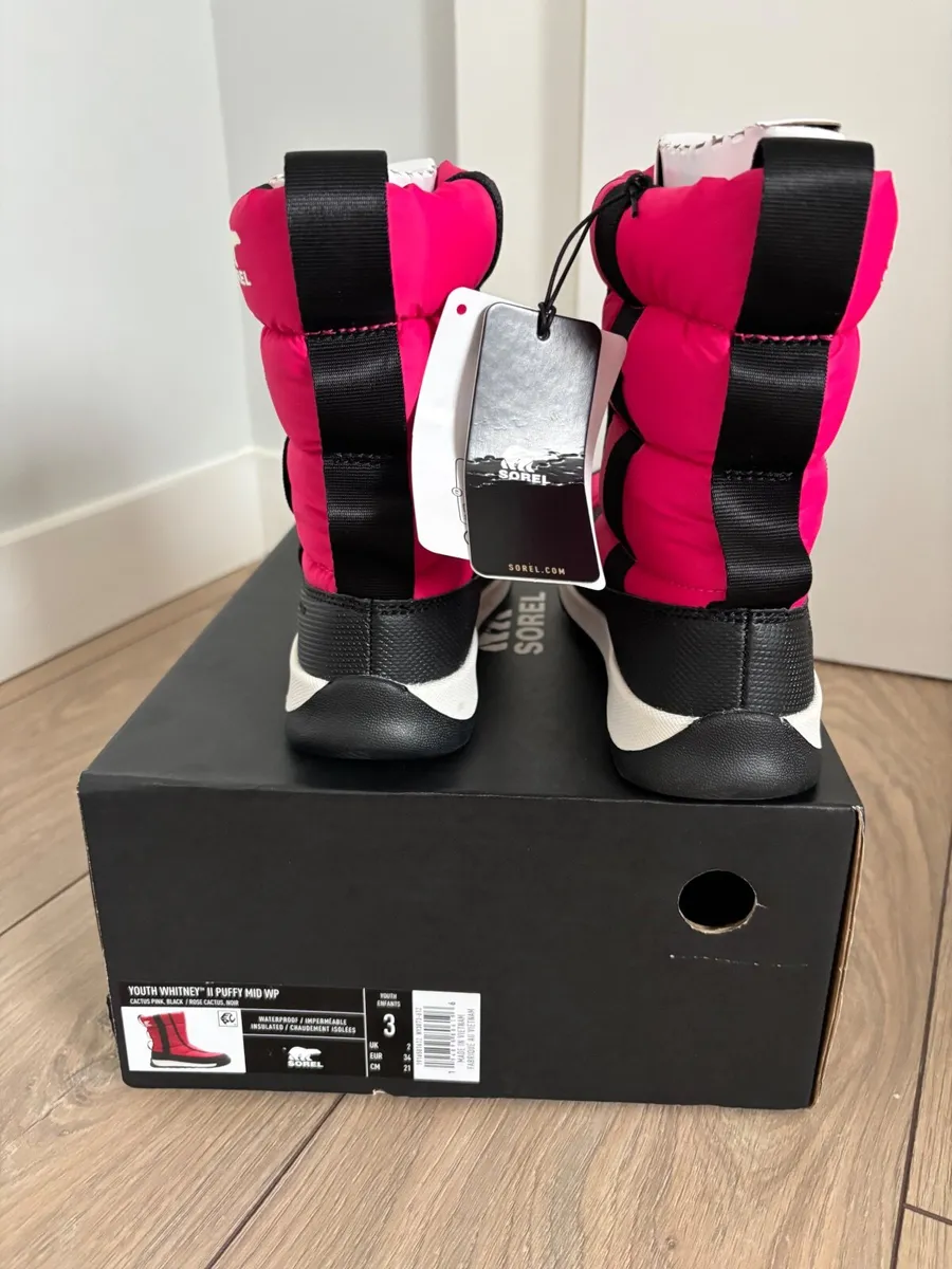Kids Sorel Snow boots - Image 4