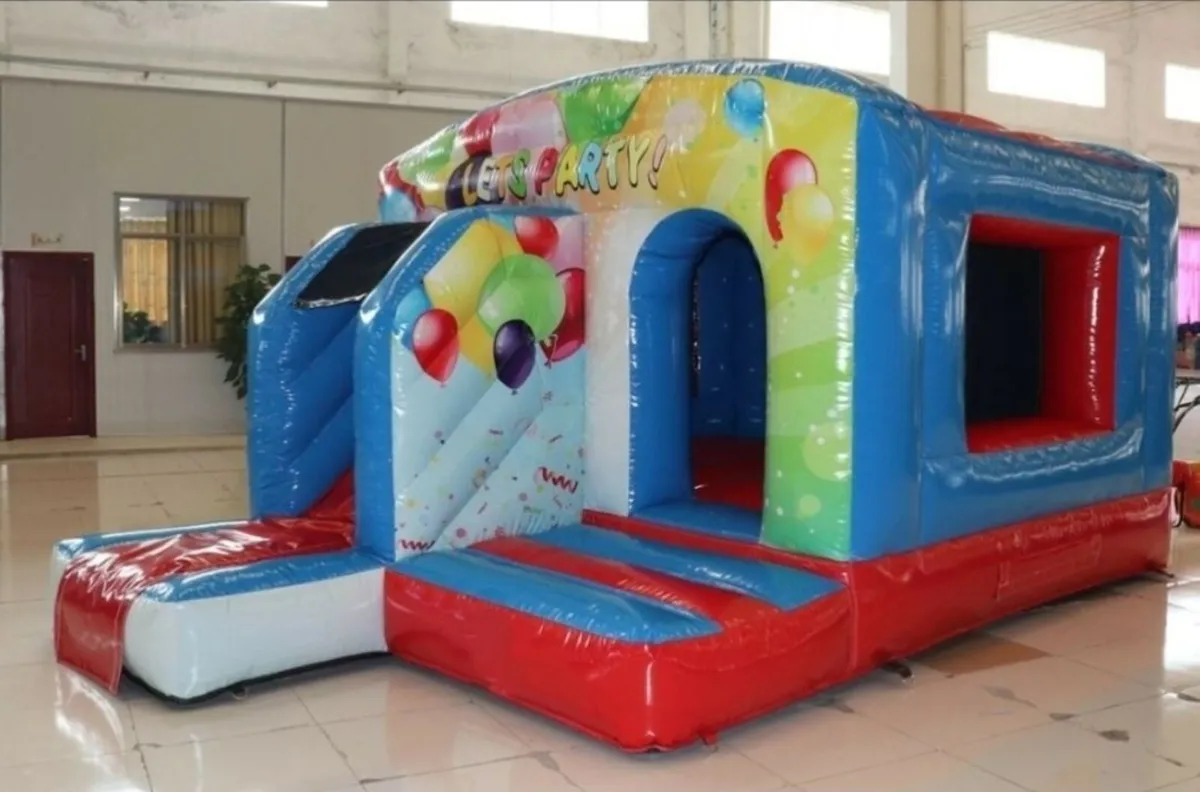 bouncy castles - Image 4