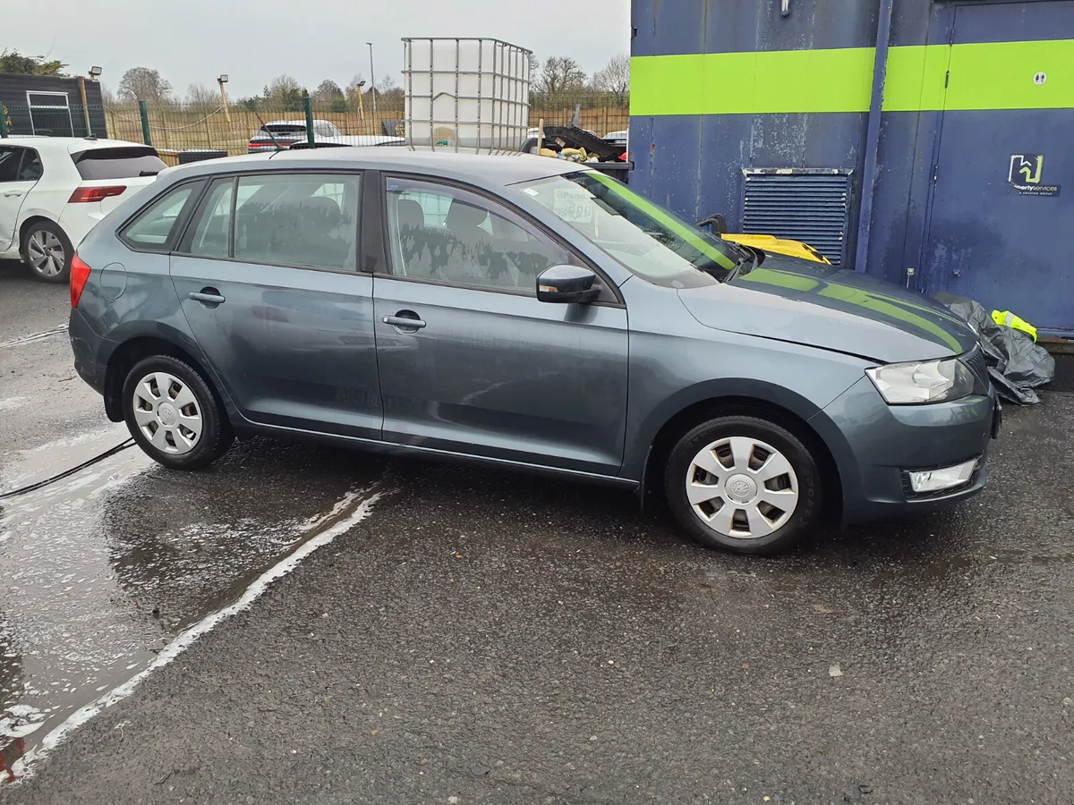 Skoda Rapid 2017 - Image 2