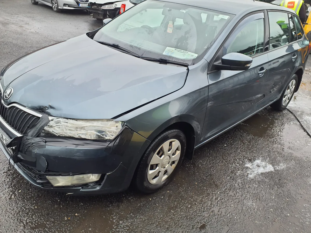 Skoda Rapid 2017 - Image 3