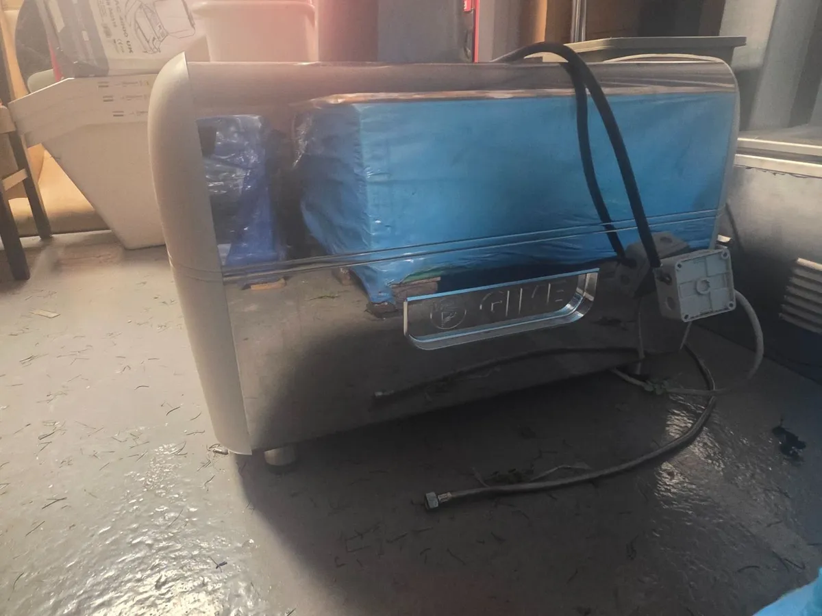 Coffee Machine - Image 3