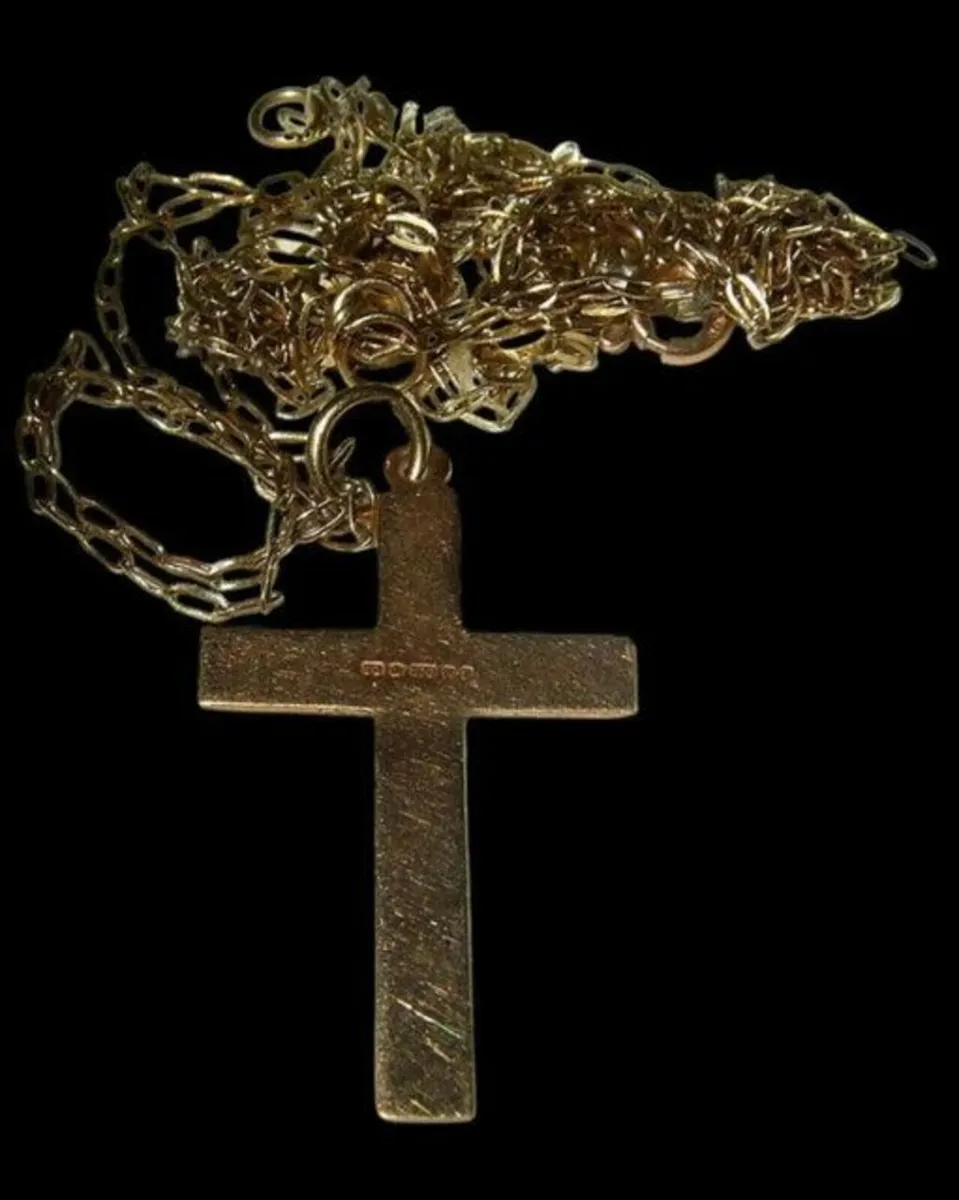 Vintage Hallmarked 9ct Cross & Chain - Image 4