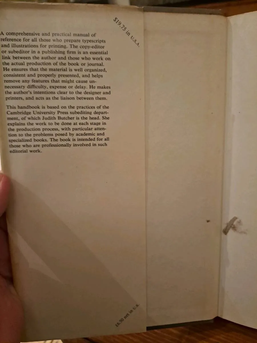 1st ed Copy-editing: The Cambridge Handbook - Image 4