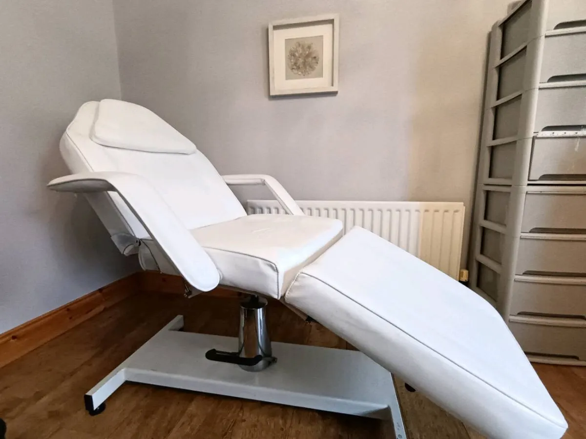 Beauty bed - Image 1