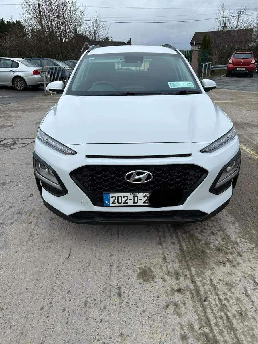 2020 (202) Hyundai Kona van ( not damaged) - Image 1