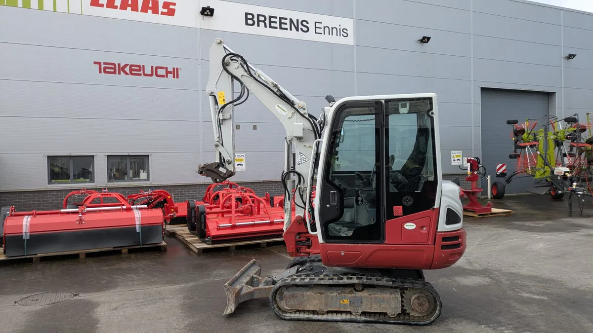 2016 Takeuchi TB230 Mini Digger - Image 1