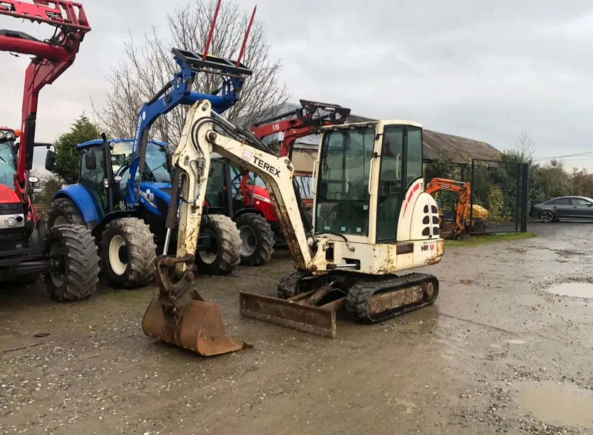 2006 Terex HR14 3 Tonne Digger - Image 1