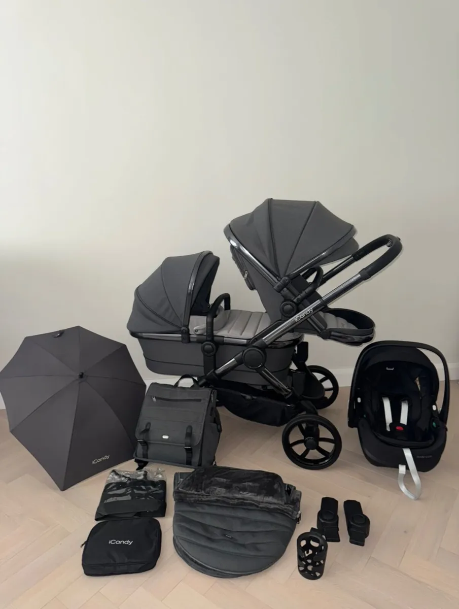 Pram - Image 1