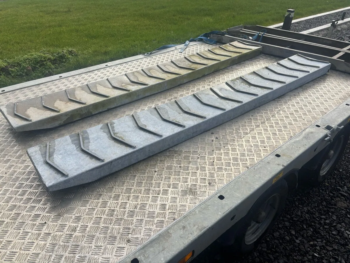 8ft heavy duty ifor Williams ramps - Image 1