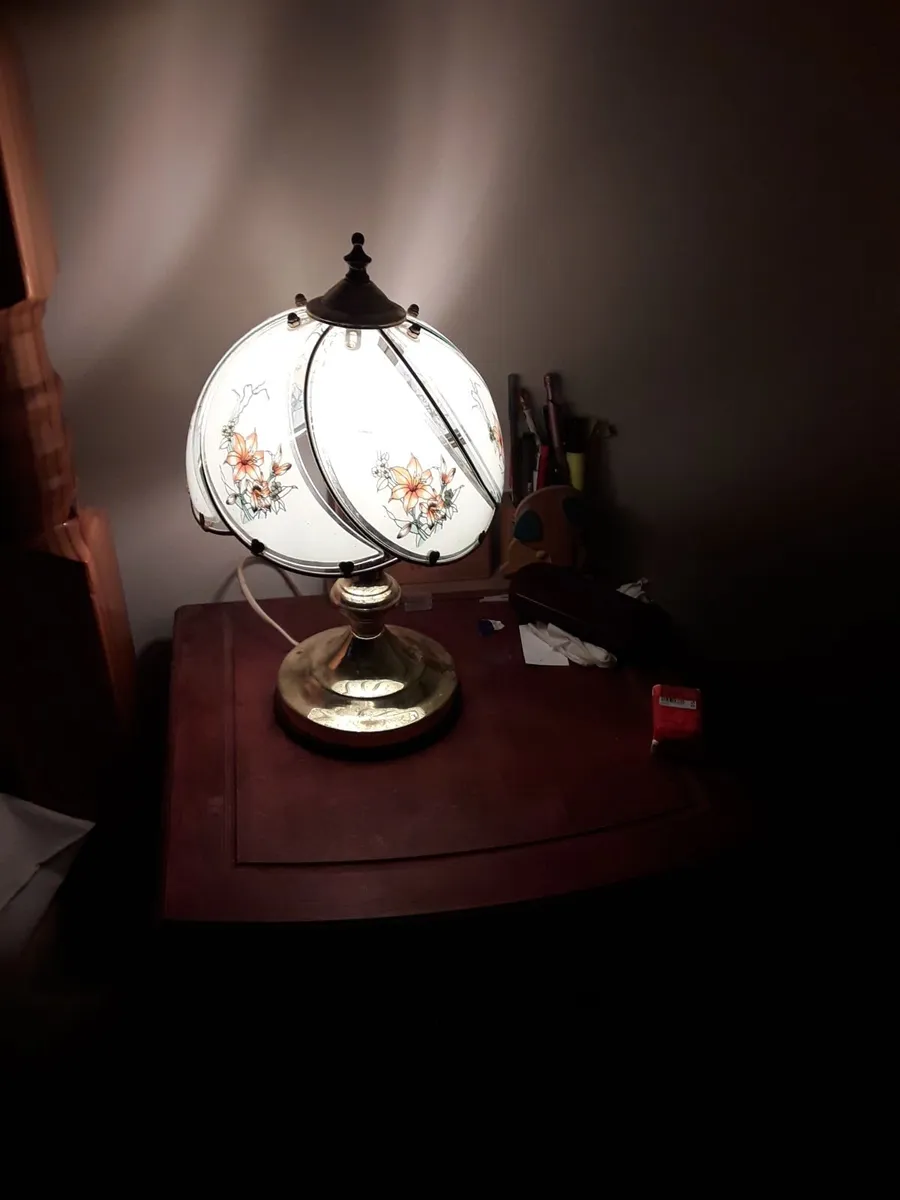 Glass touch table lamp - Image 1