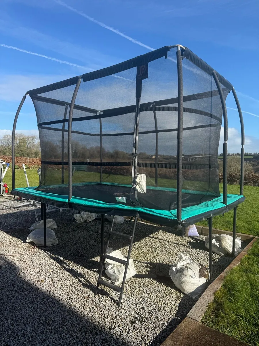 12ft x 8ft trampoline in perfect condition - Image 3