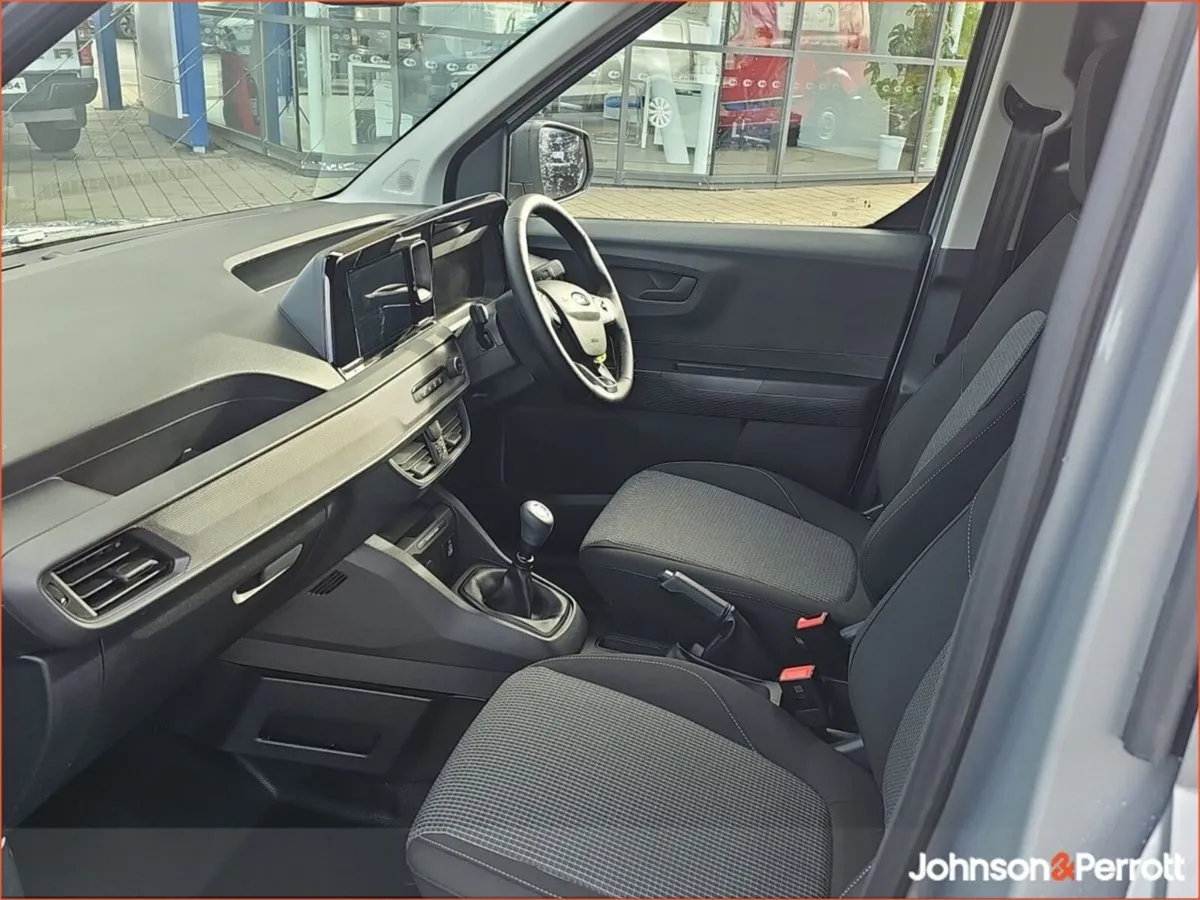 Ford Courier Trend - Image 3