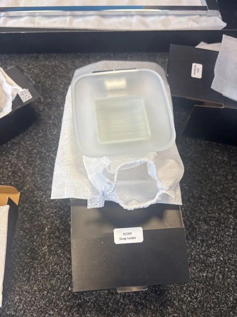 Square Luxury Bathroom Accessories Chrome - Image 3