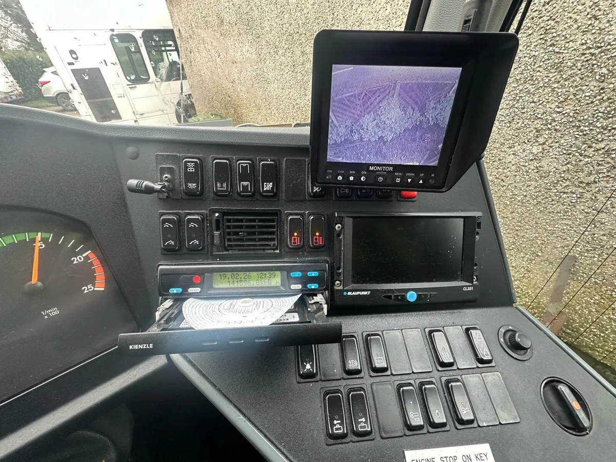 2006 Setra - Image 2