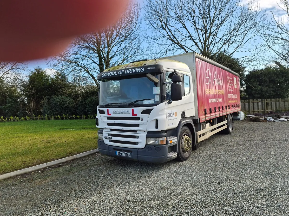 2006 Scania P230 - Image 4