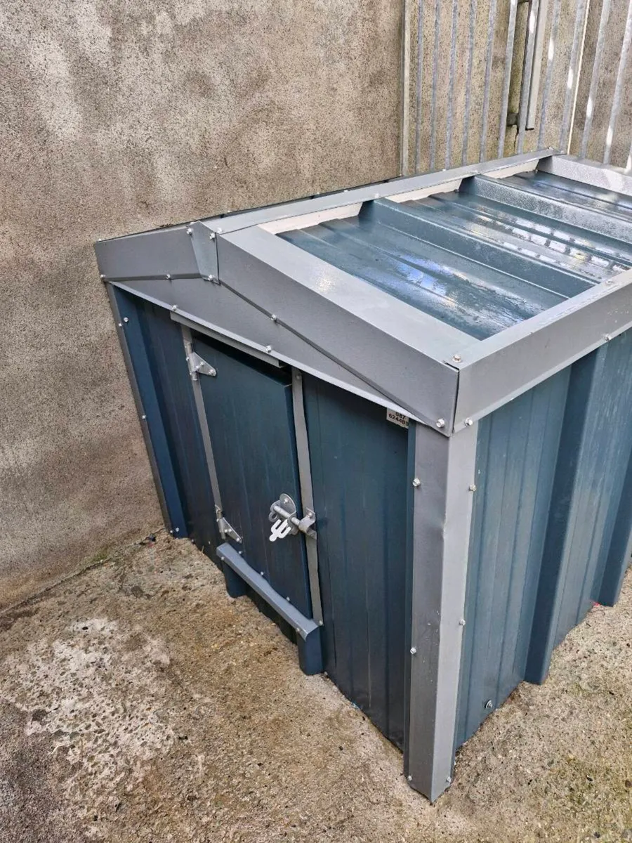 Insulated dog box - Image 1