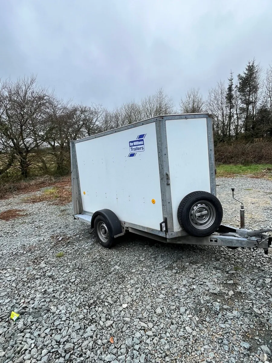 8x4 iforwilliams trailer box van - Image 1