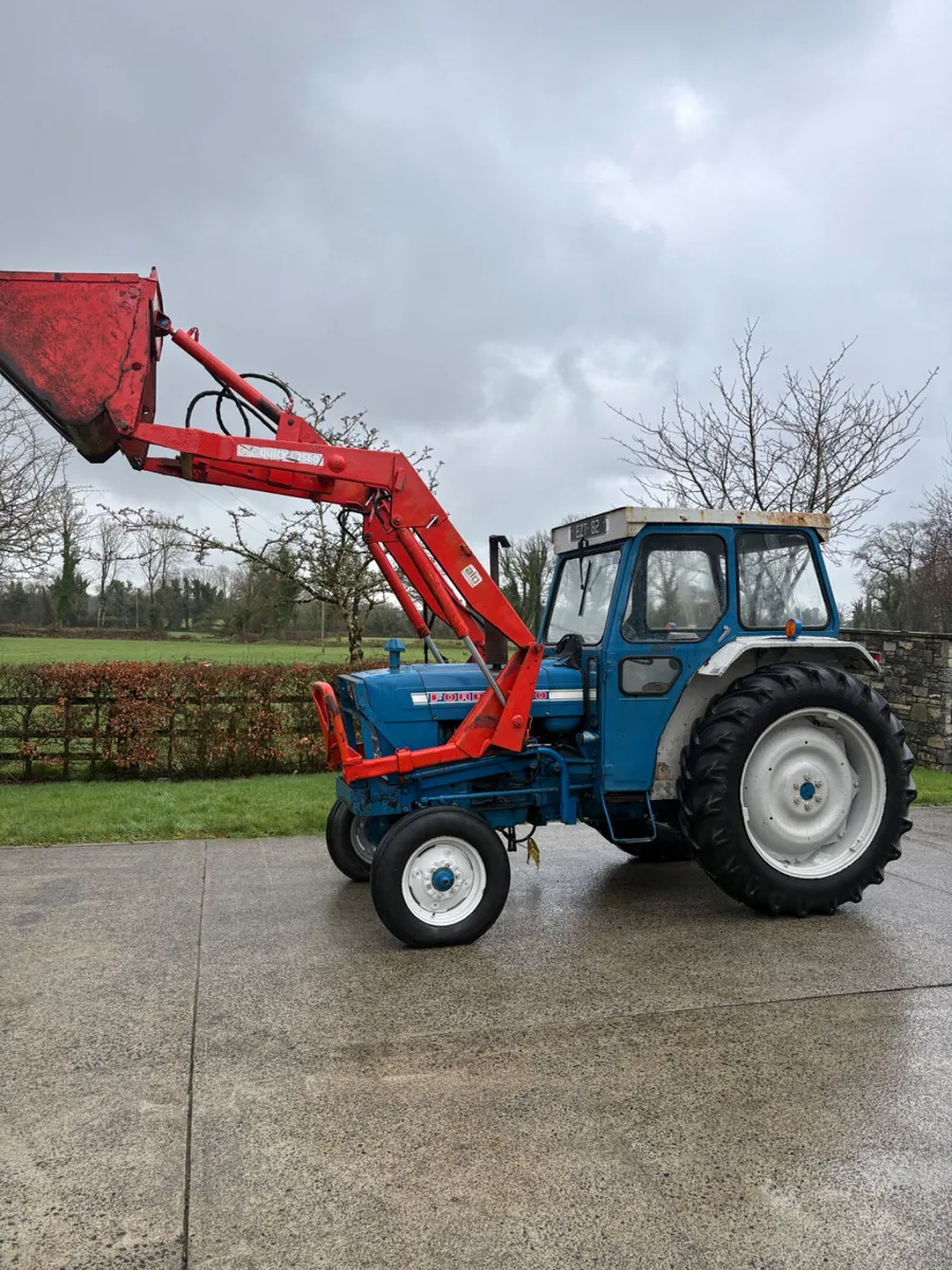 Ford  4000 Tractor - Image 1
