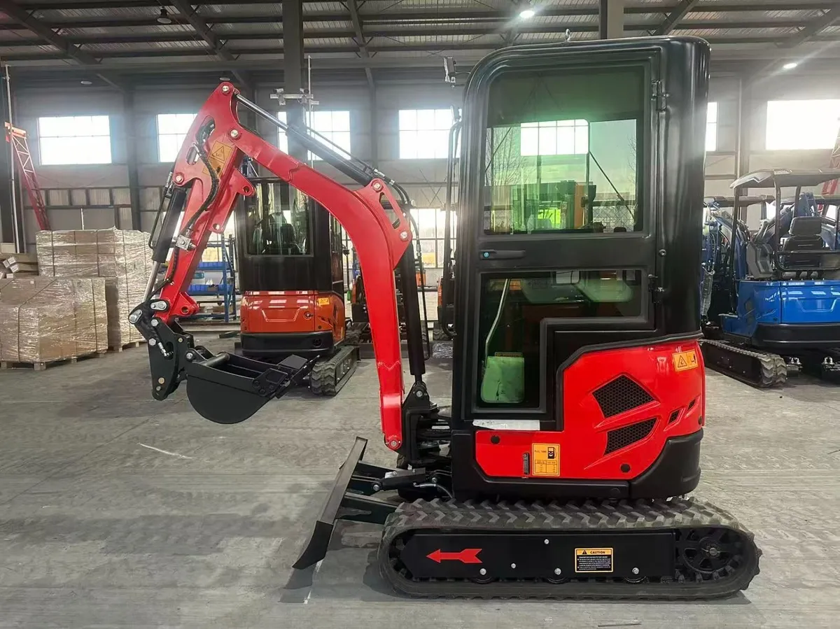 mini digger - Image 1