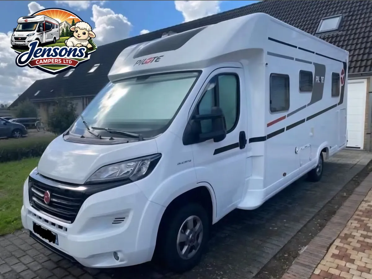 2019 PILOTE P726 ISLAND BED ONLY 37K KMS 👀 - Image 1