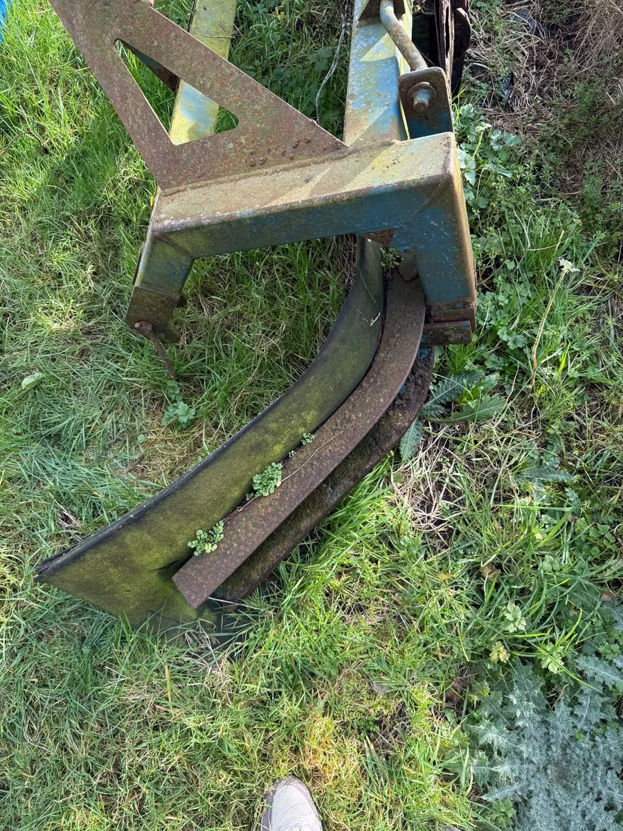 Tractor yard scraper - Image 2