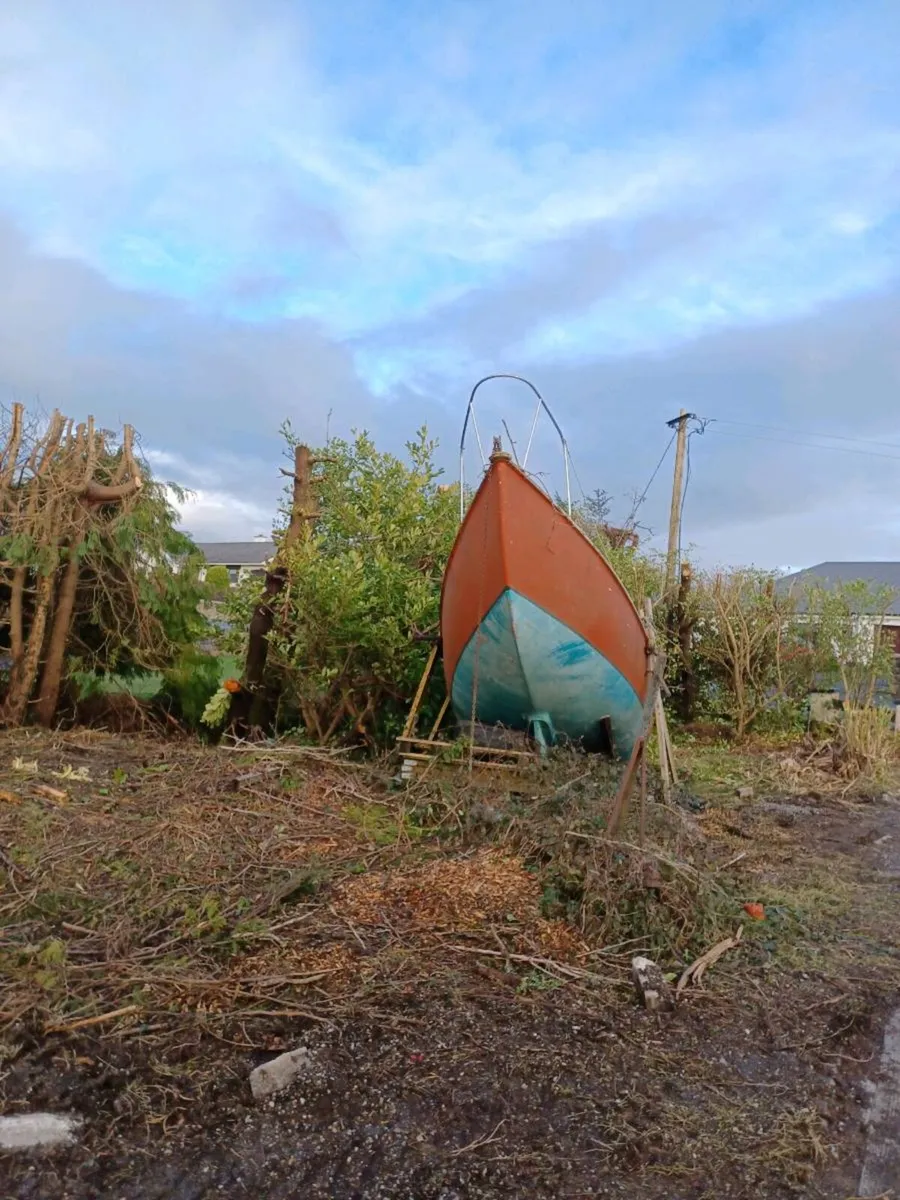 Yacht with mast free - Image 2