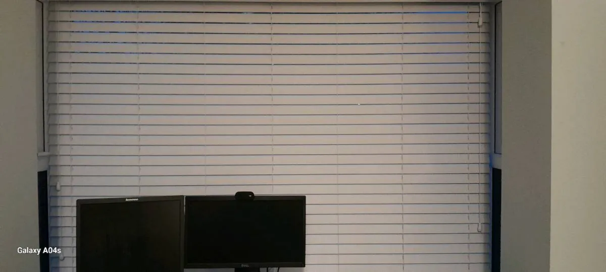 Blinds. - Image 2