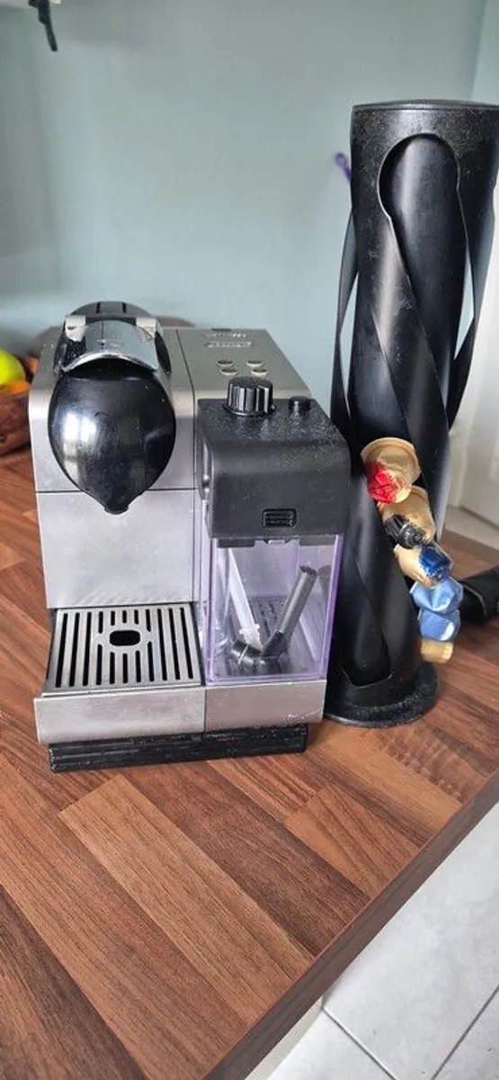 Nespresso coffee machine - Image 1