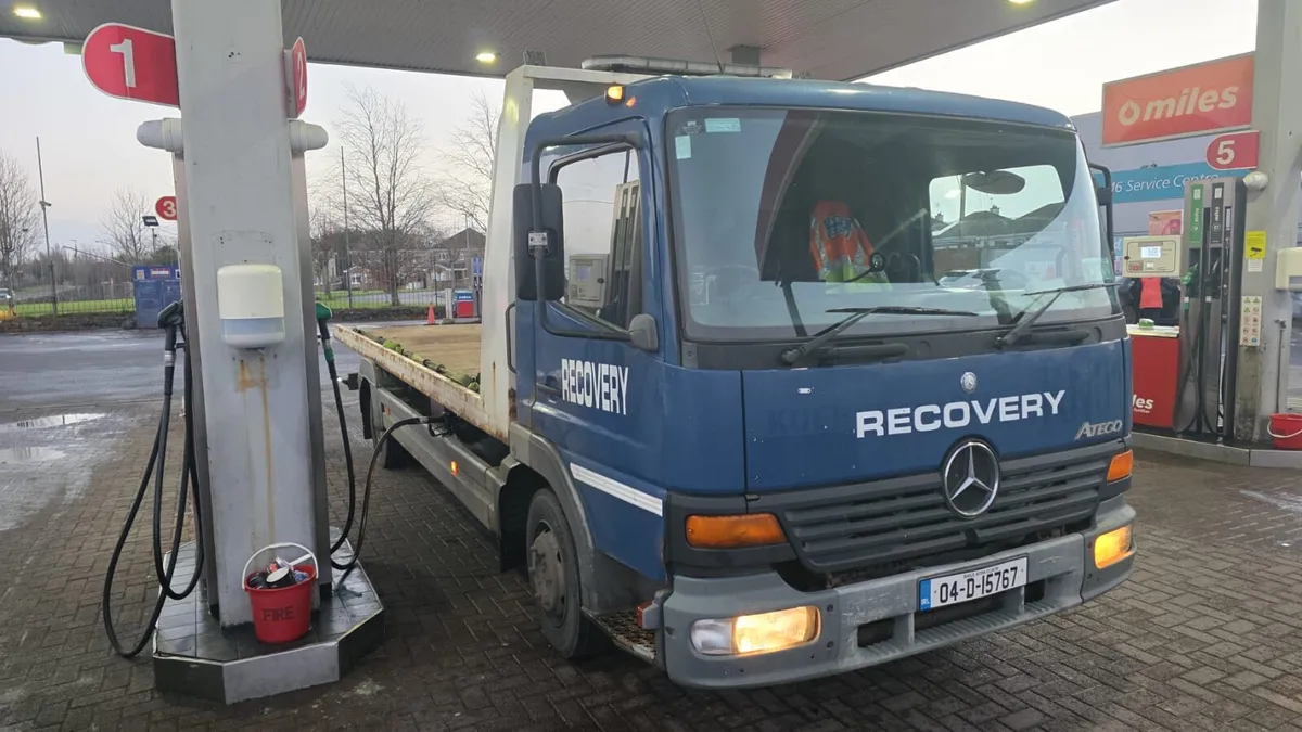 2004 Mercedes-Benz Atego Recovery truck 7.5t - Image 2