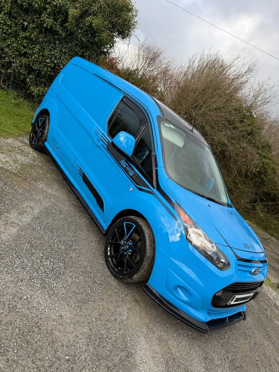 🔥58,000kms🔥2018 Ford Transit connect - Image 3