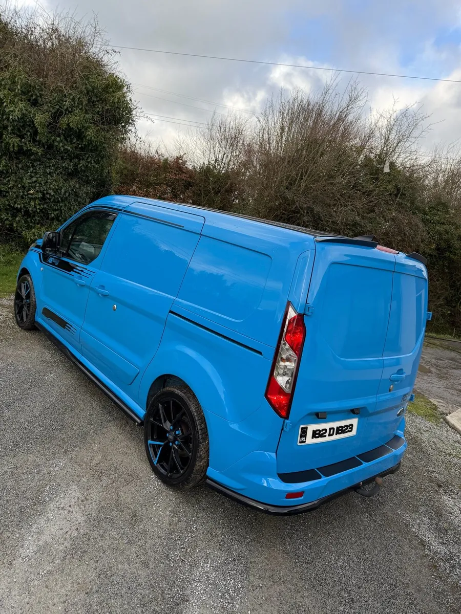 🔥58,000kms🔥2018 Ford Transit connect - Image 4