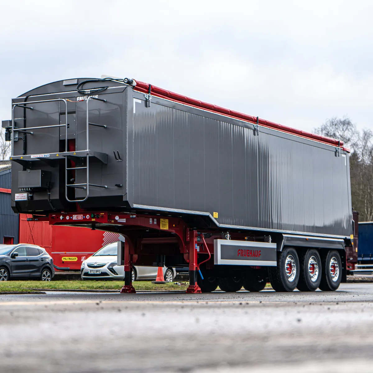 FRUEHAUF 74CU YD Stepframe - Image 1