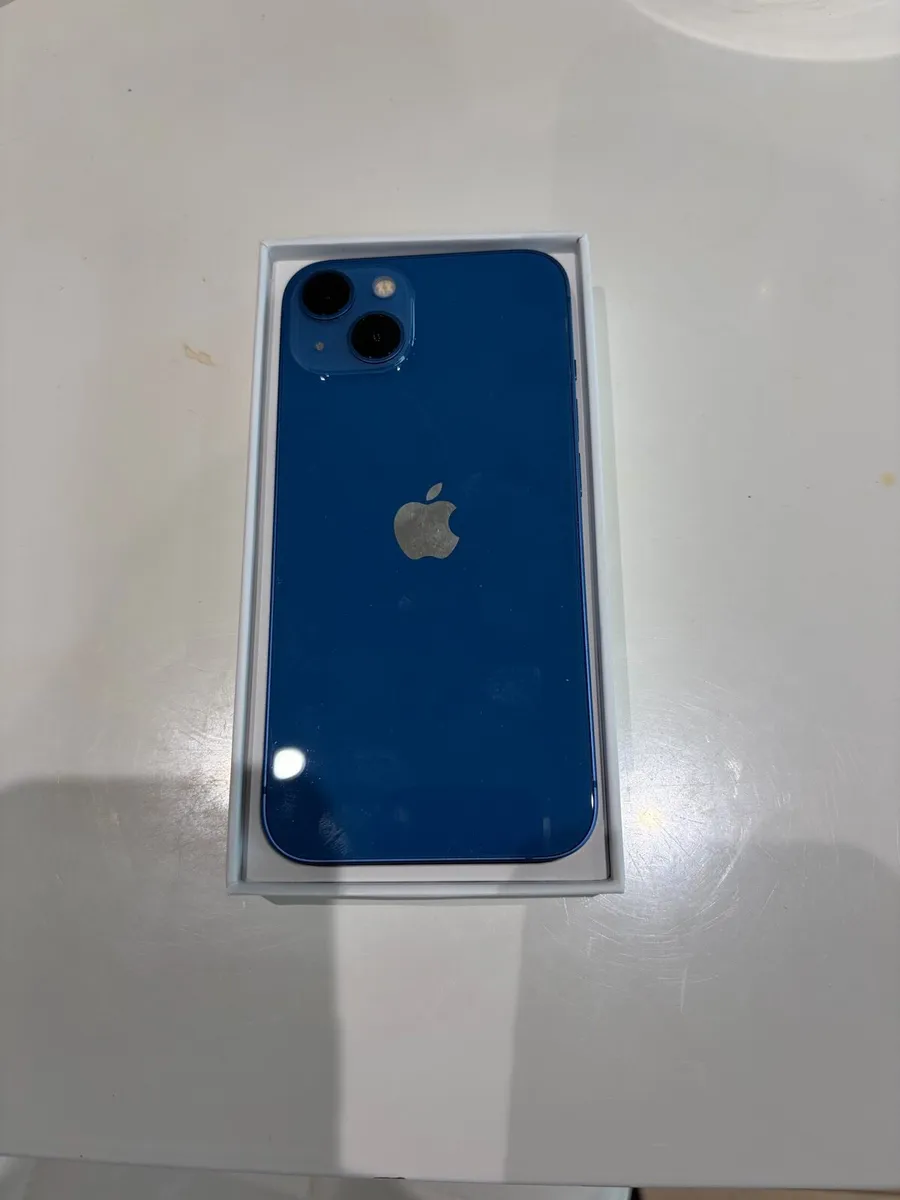 Apple 13 128GB - Image 3