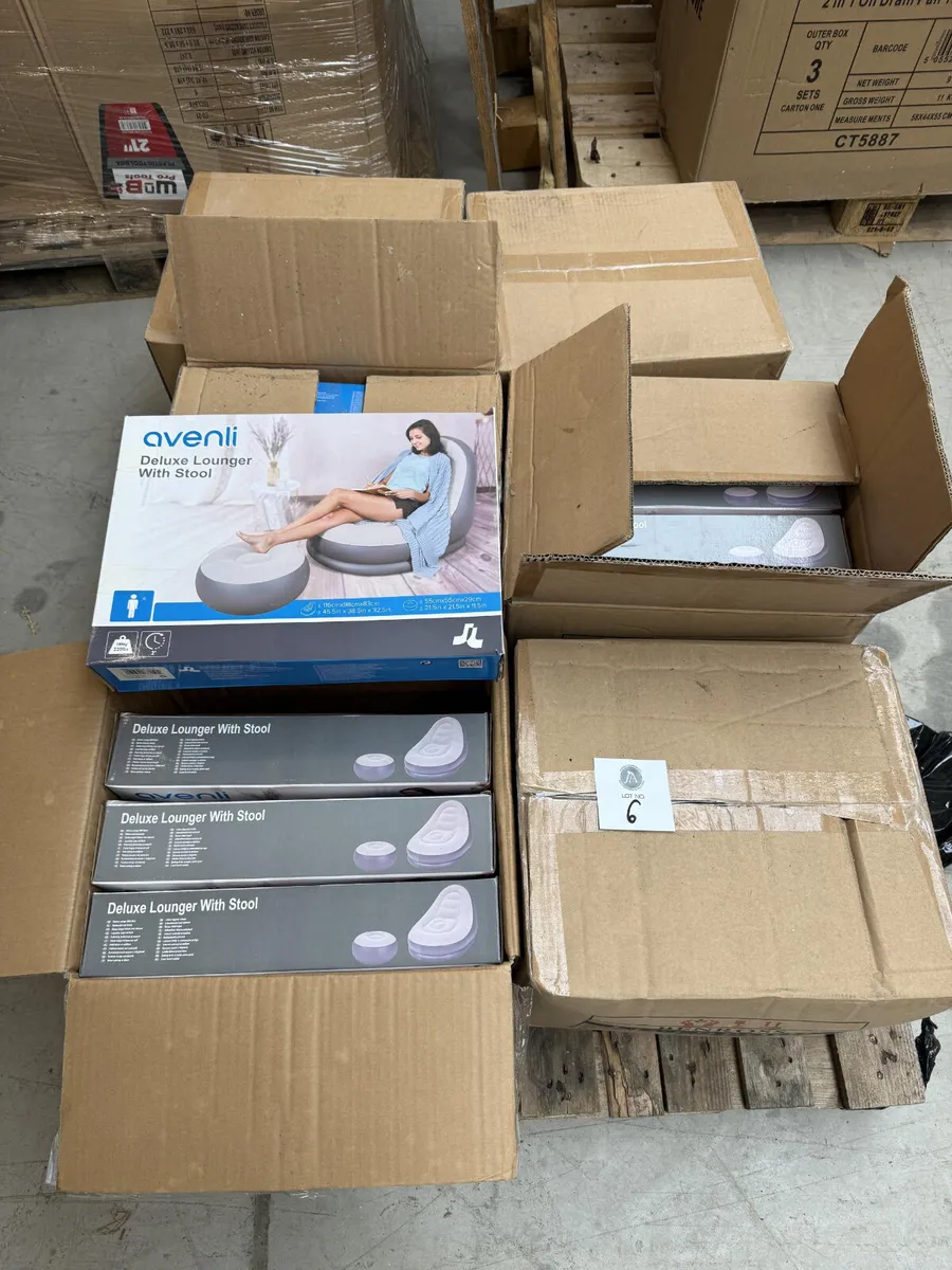 23 x Inflatable Deluxe Loungers **Online Auction** - Image 1