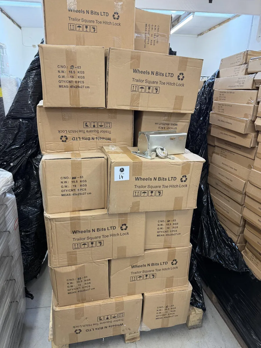 300 x Trailer Hitch Locks **Online Auction** - Image 1