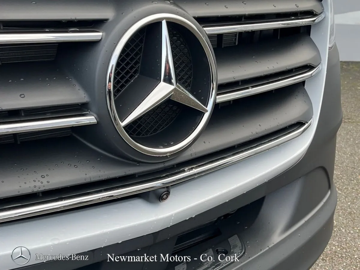 Mercedes-Benz Sprinter LONG WHEEL BASE HIGH ROOF P - Image 3