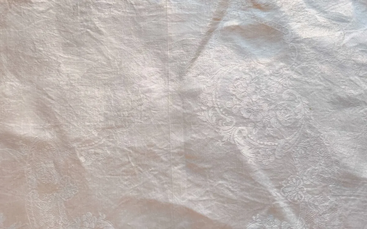 Vintage Irish Table Linen - Image 3