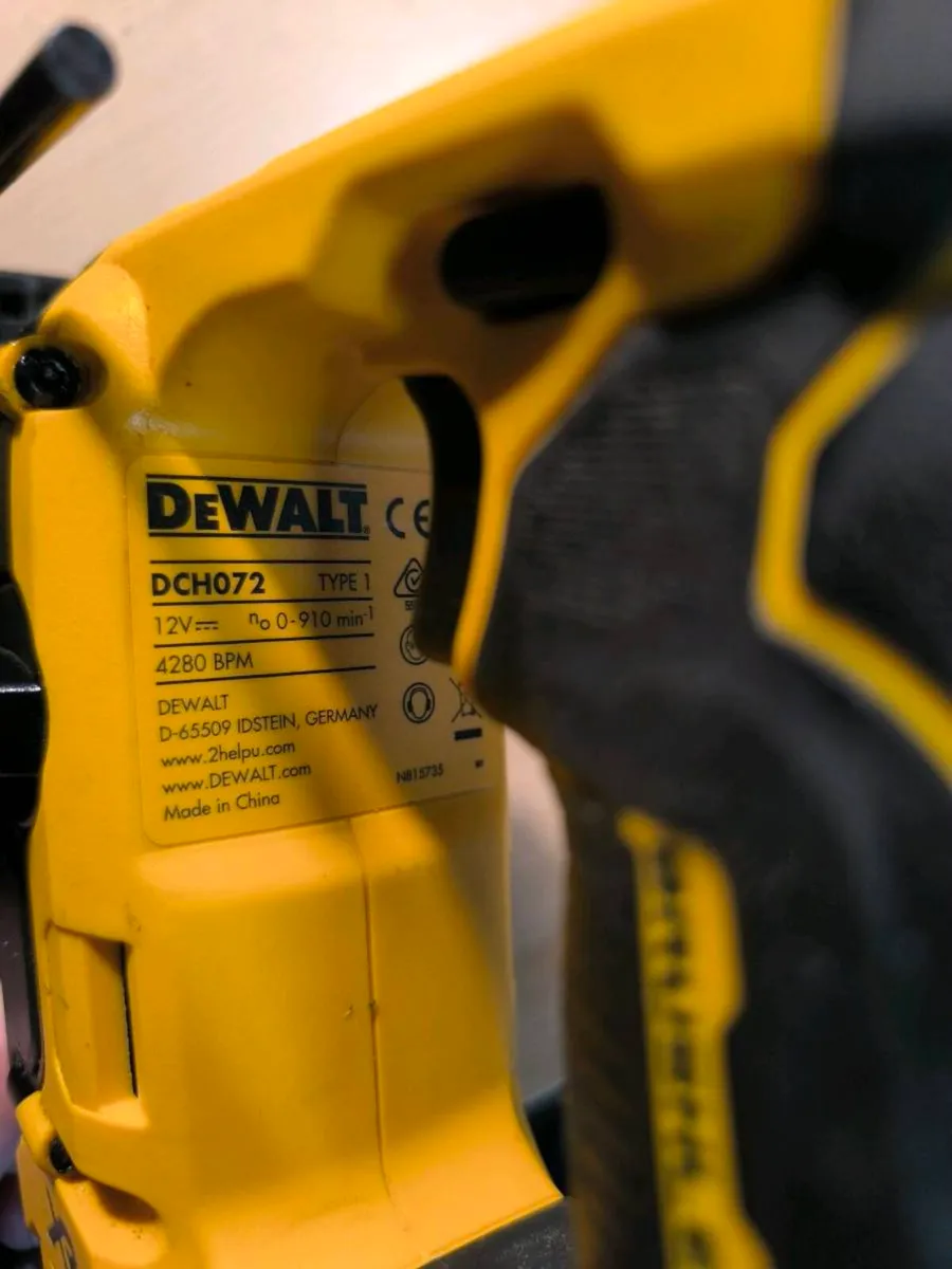 DeWalt 12v Tool kit with 9 batteries - Image 4