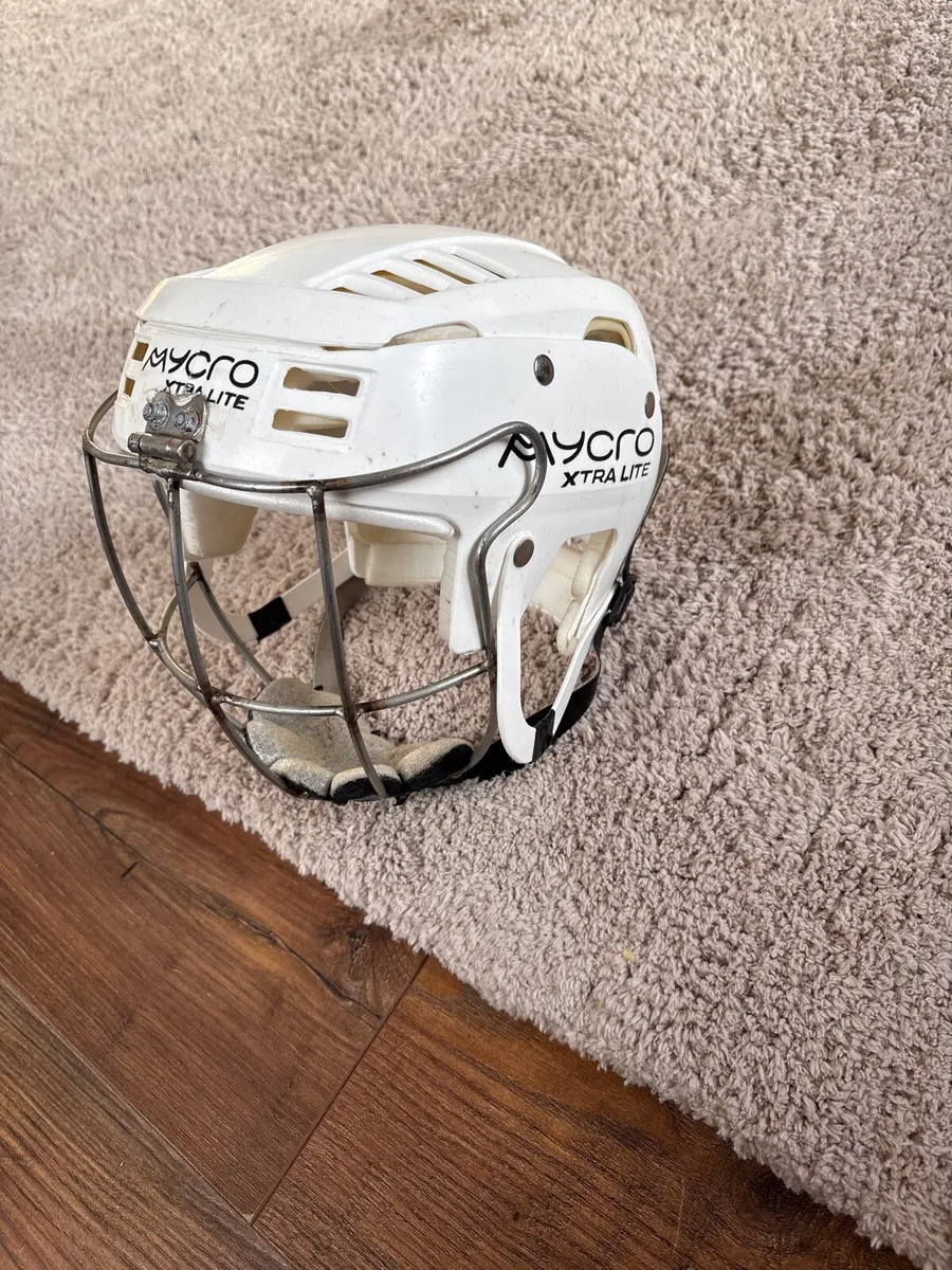 Hurling Helmet - Image 2