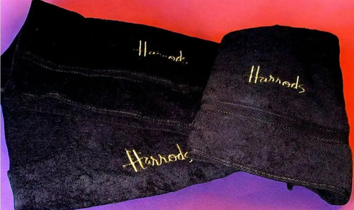 Harrods Towel Set BNWT - Image 3