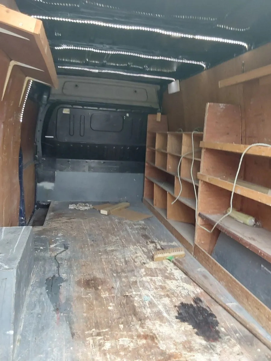 Ford Transit 2006 - Image 2