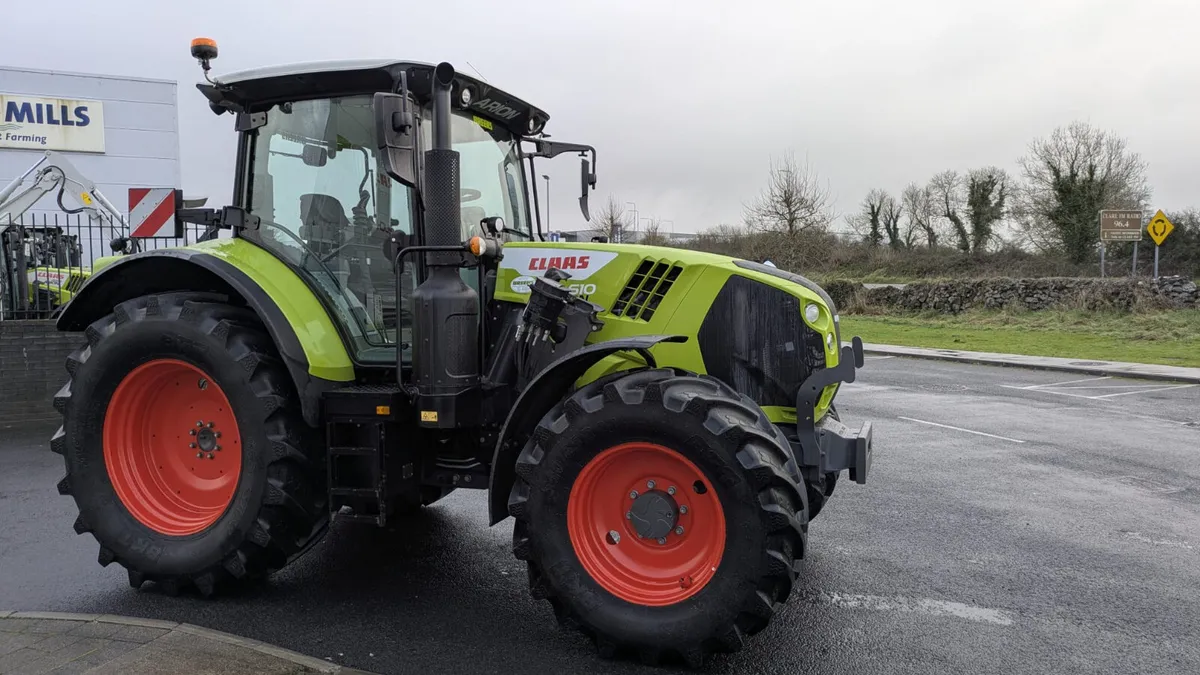 Claas Arion 610 - Image 3