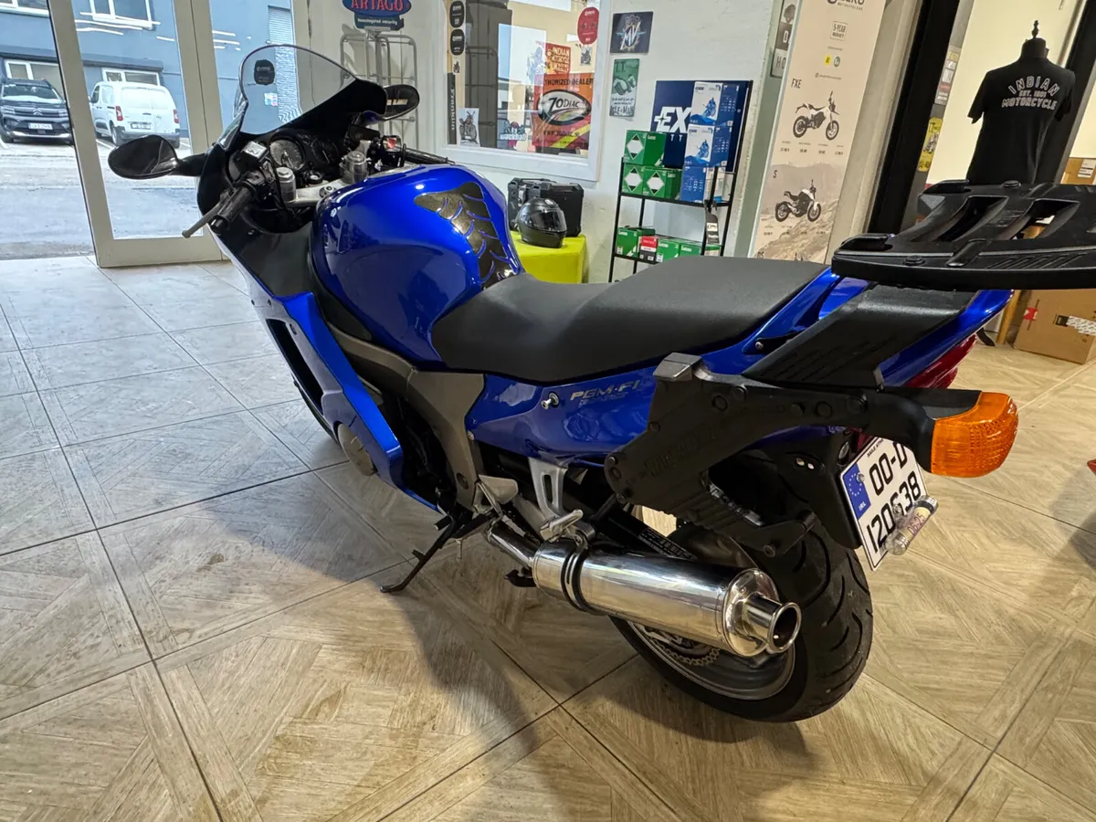 Honda Blackbird CBR1100XX - Image 3