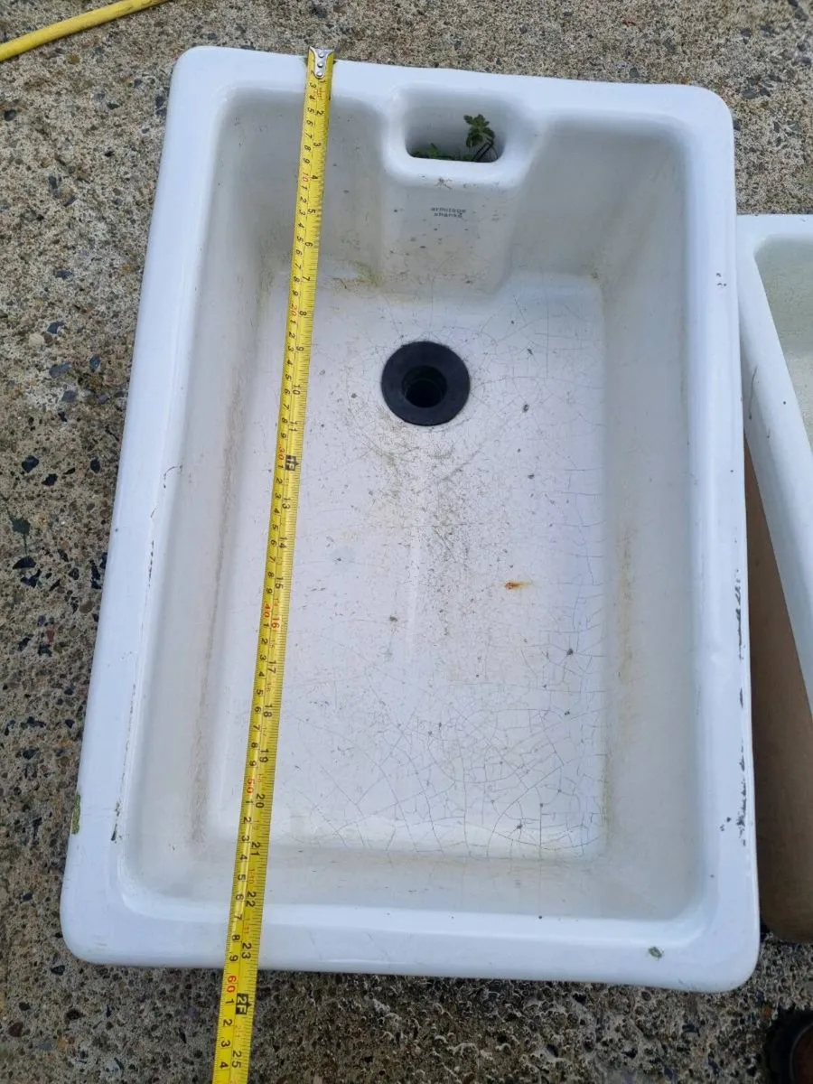 €60 each original old Belfast sinks contact me - Image 2