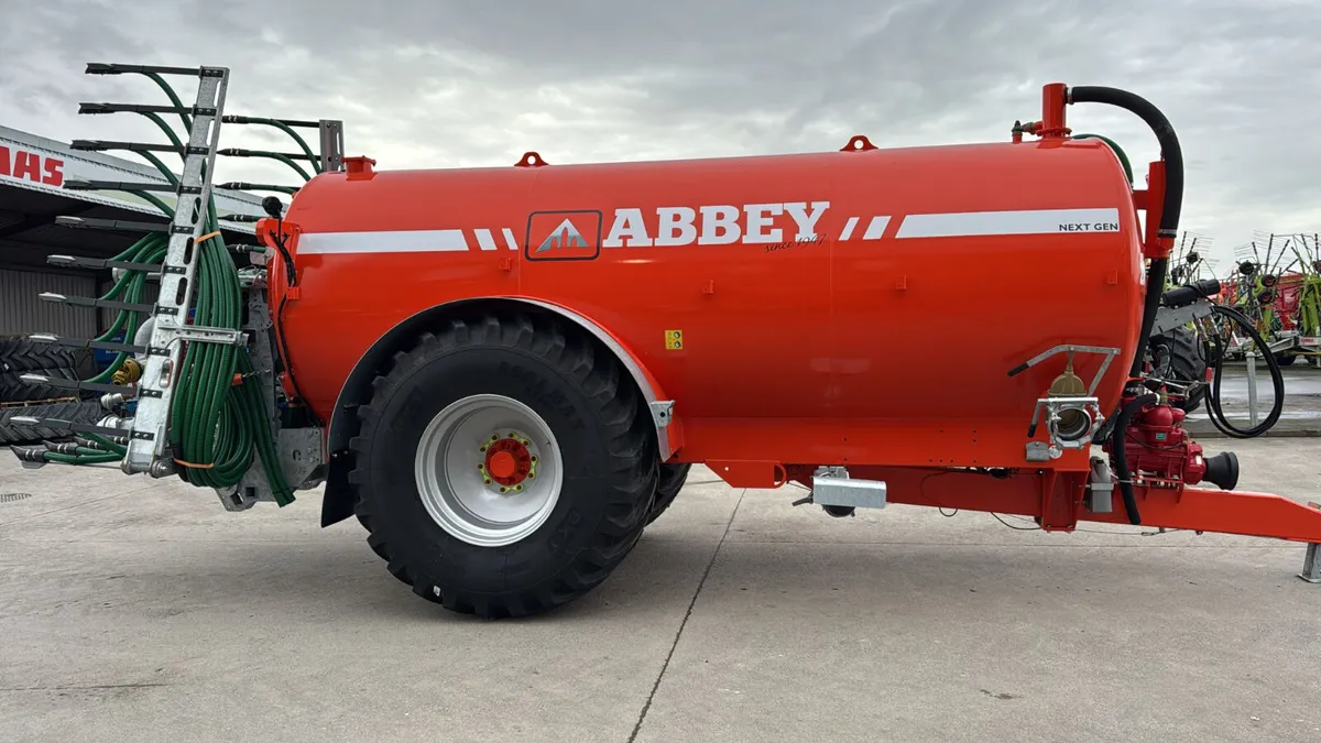 Abbey tanker 2750 - Image 3