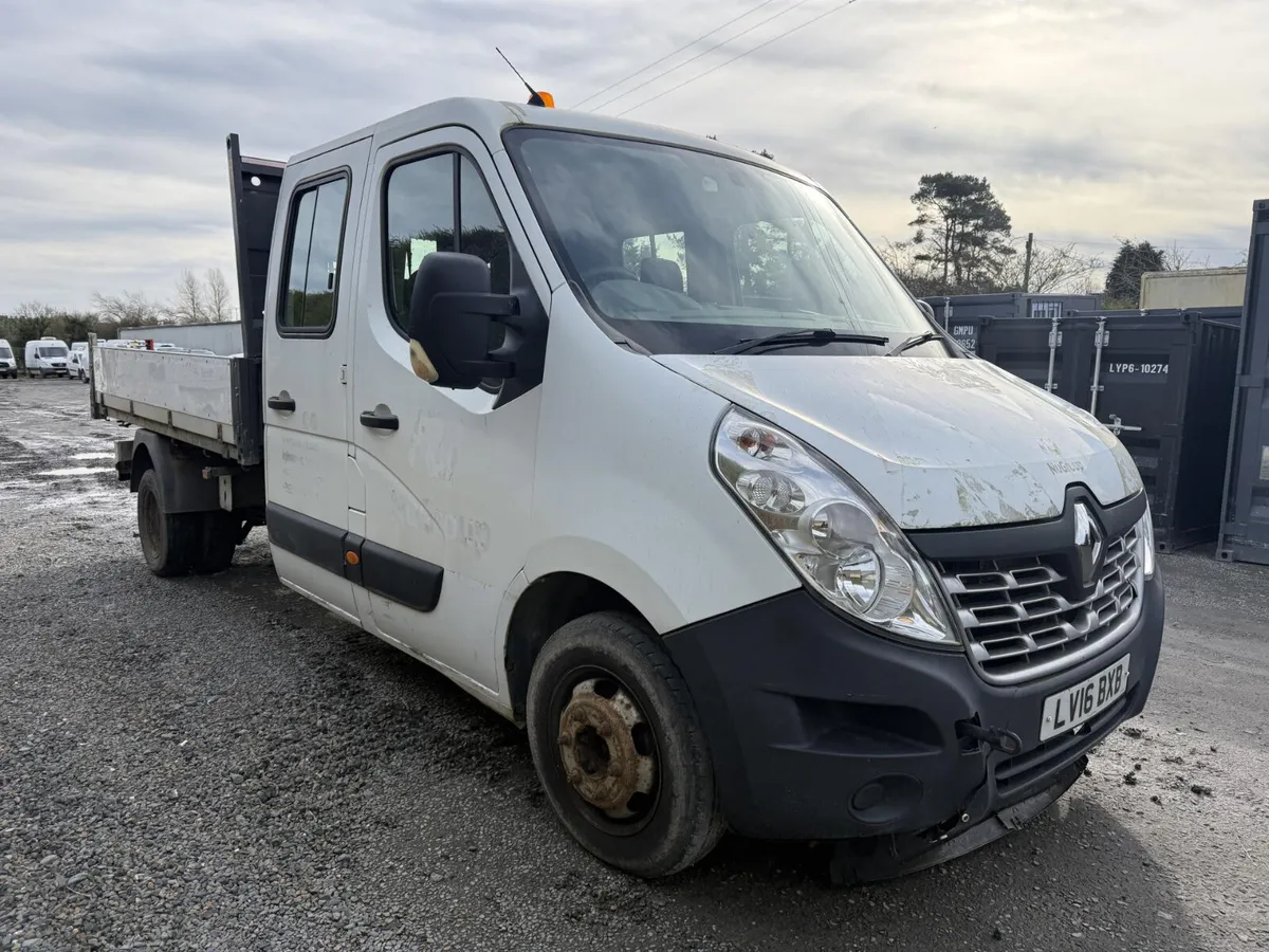 Timed Online Auction **Bidding Now Live** - Image 4