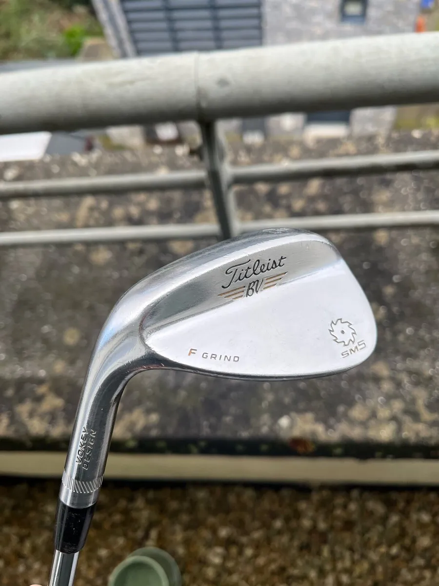 (Left Handed) Titleist SM5 Vokey Wedge - Image 1