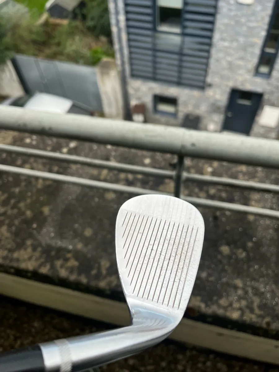 (Left Handed) Titleist SM5 Vokey Wedge - Image 4