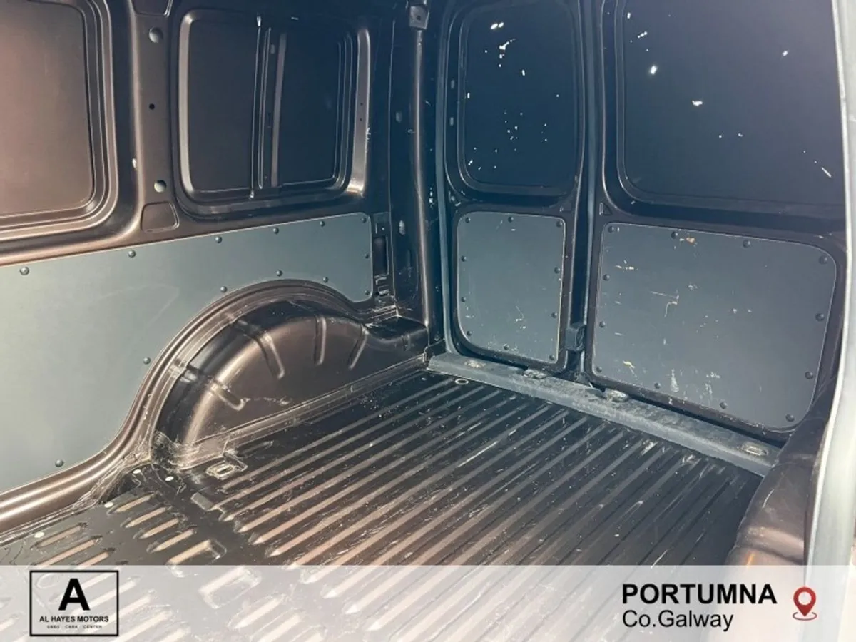 Volkswagen Caddy PV TRENDLINE PACK 2.0TDI - Image 3