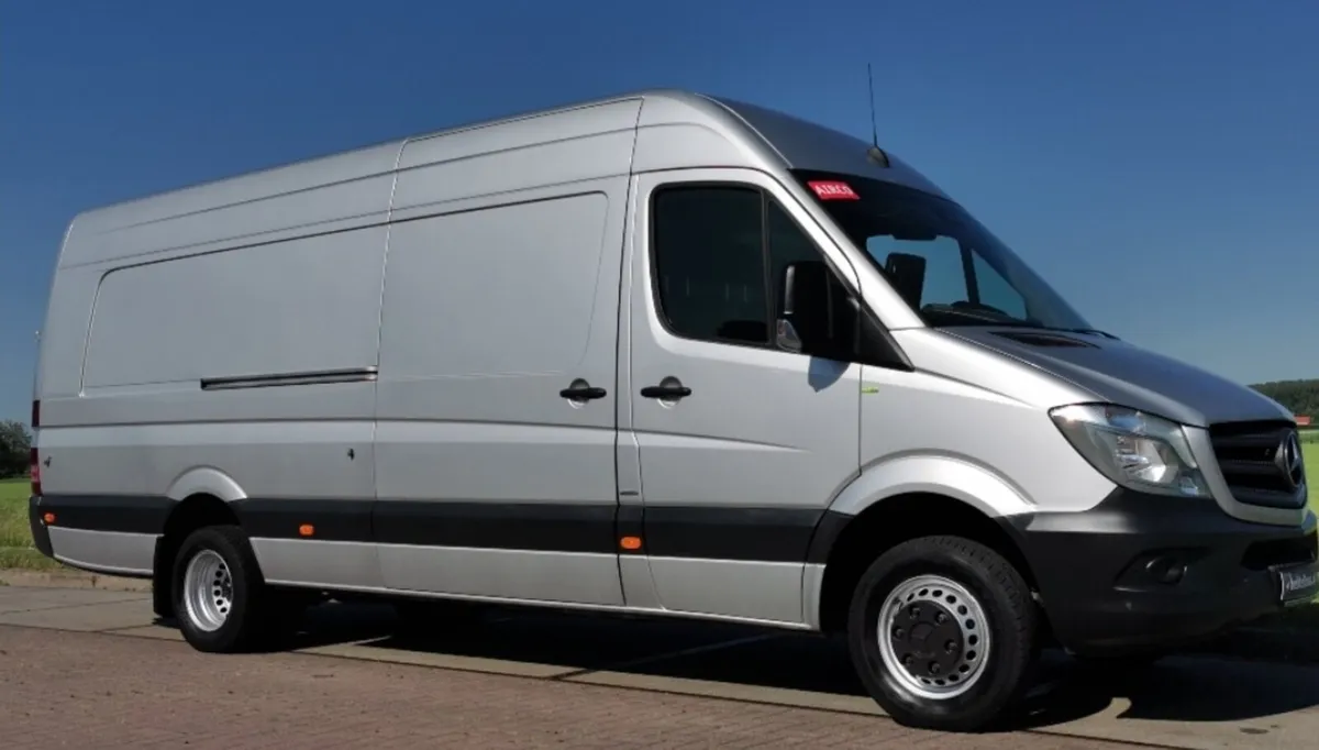 Mercedes Sprinter 516 cdi Twin wheel lwb - Image 1